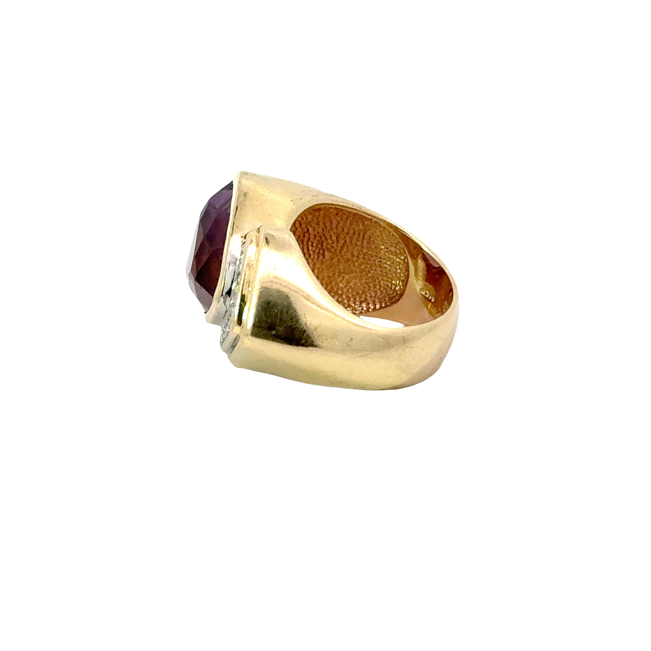 14 KARAT YELLOW GOLD AMETHYST AND DIAMOND RING