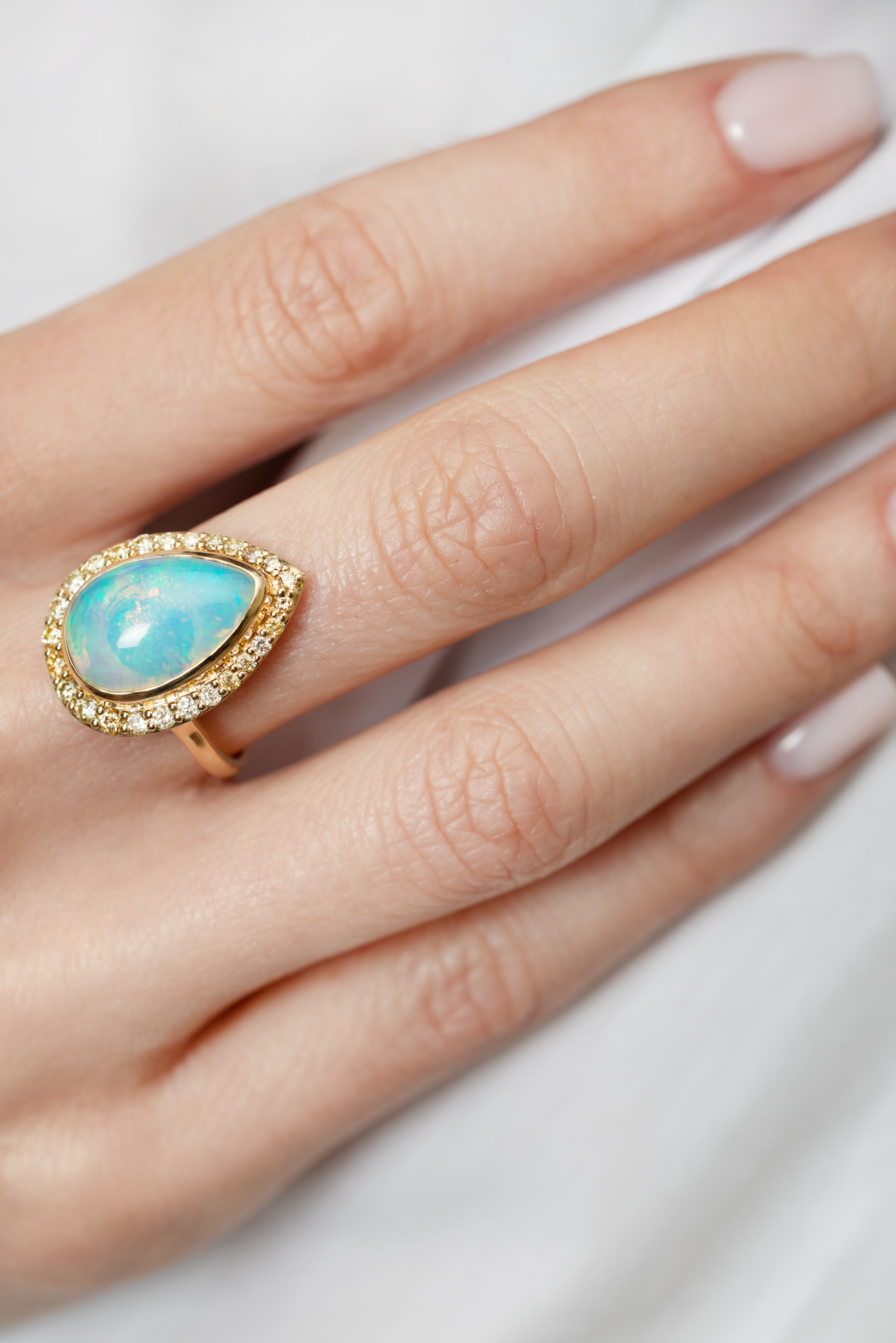 3.80 CARAT TURQUOISE AND DIAMOND RING