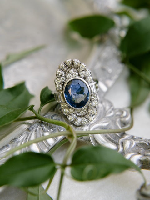 3.5 CARAT CEYLON SAPPHIRE AND DIAMOND ART DECO RING