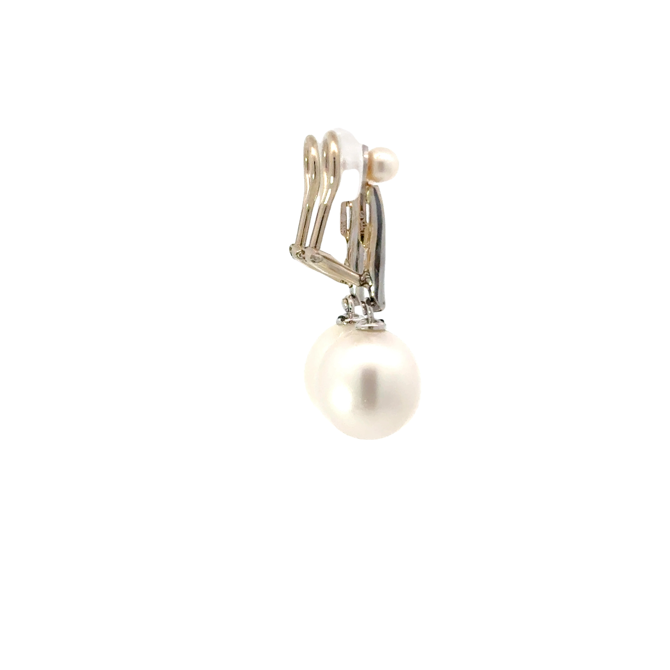 14 KARAT WHITE GOLD PEARL AND DIAMOND DROP EARRINGS