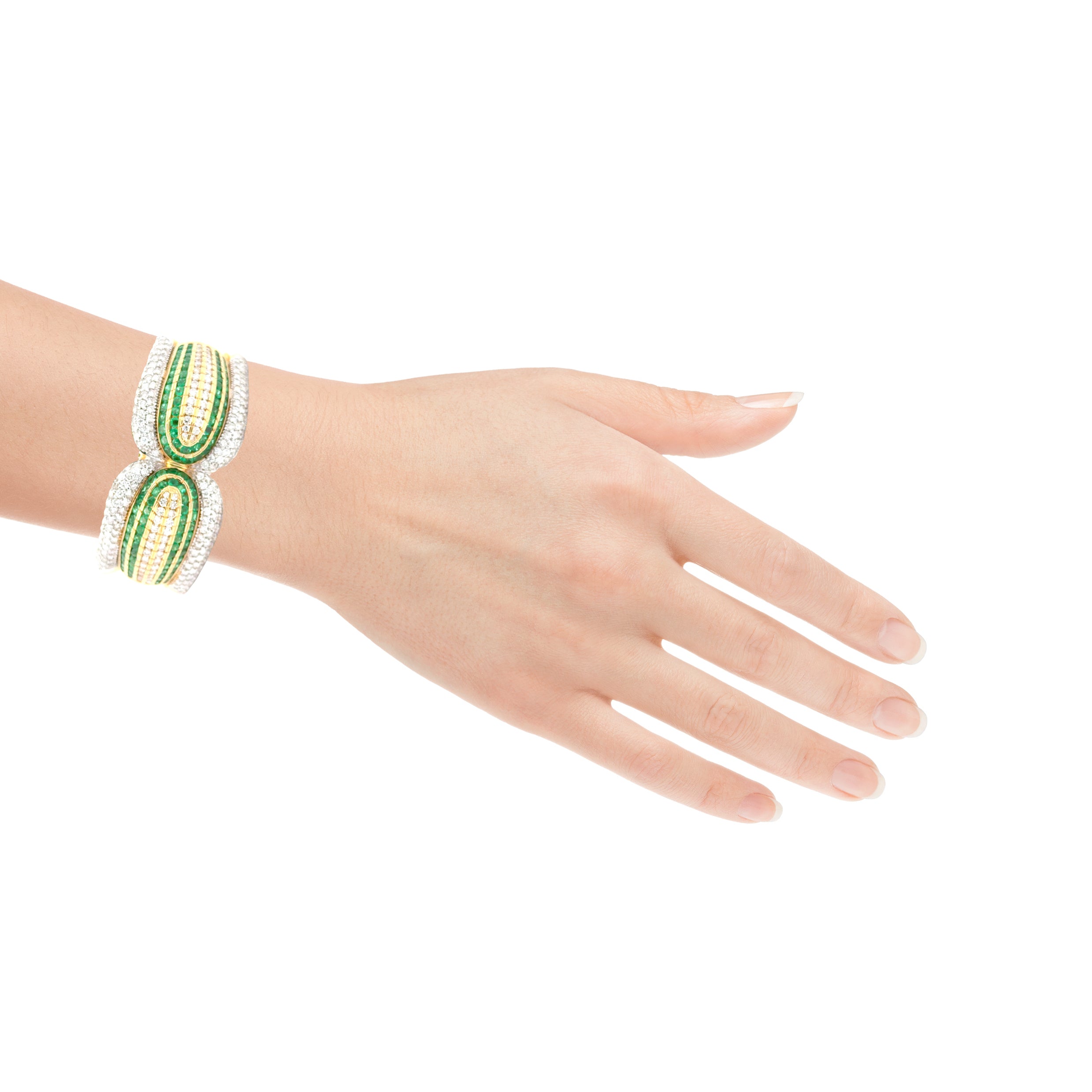 18 KARAT YELLOW GOLD DIAMOND AND EMERALD BRACELET