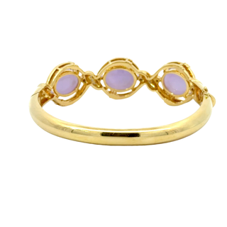 18 KARAT YELLOW GOLD LAVENDER JADE AND DIAMOND BRACELET