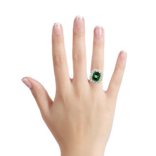 14 KARAT WHITE GOLD TOURMALINE AND DIAMOND COCKTAIL RING