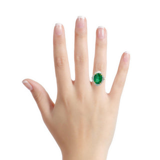 EMERALD OVAL COCKTAIL RING