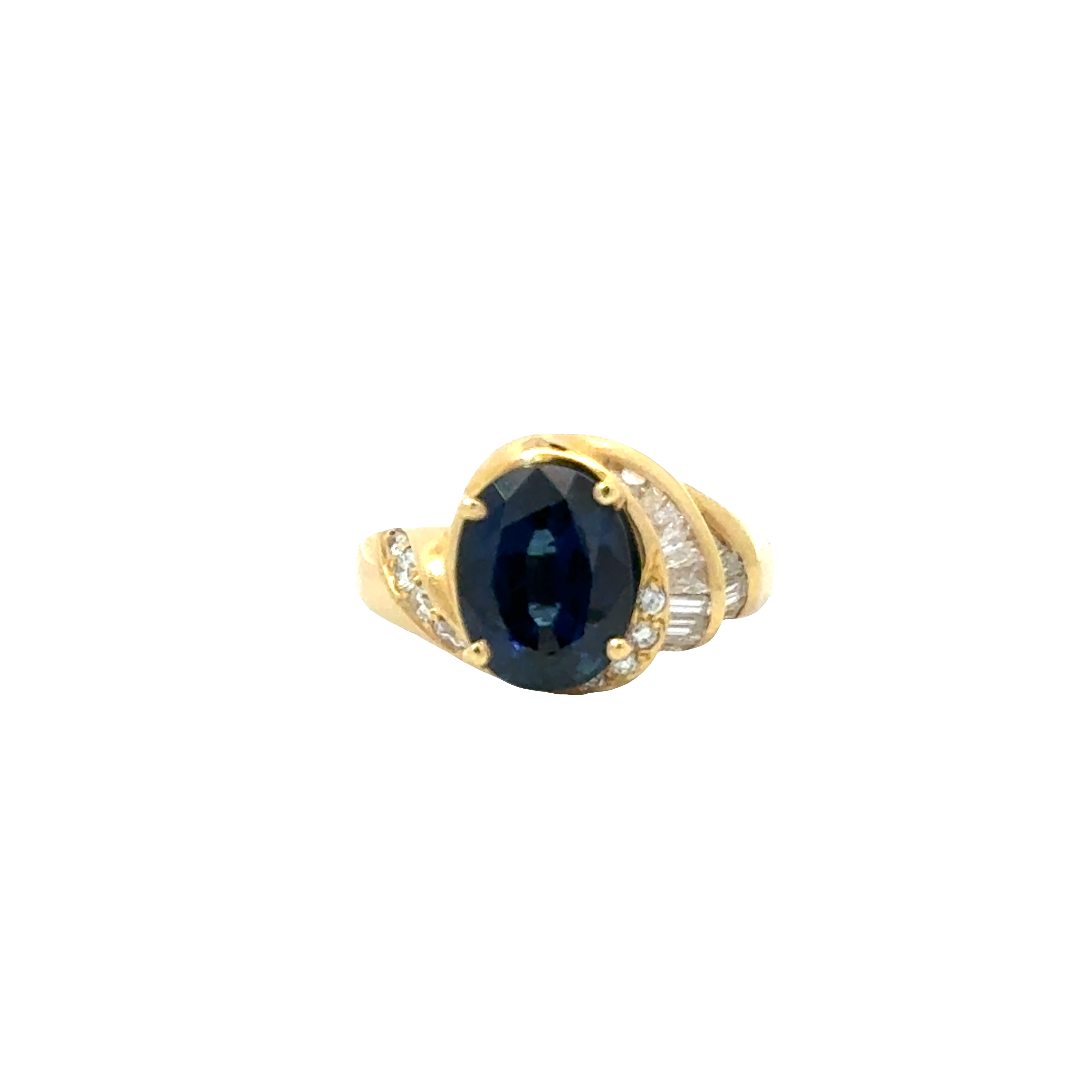 SAPPHIRE AND DIAMOND 18 KARAT GOLD RING