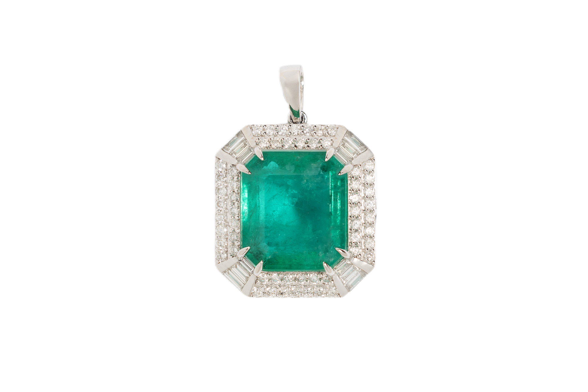 12.65 CARAT EMERALD 18K GOLD PENDANT