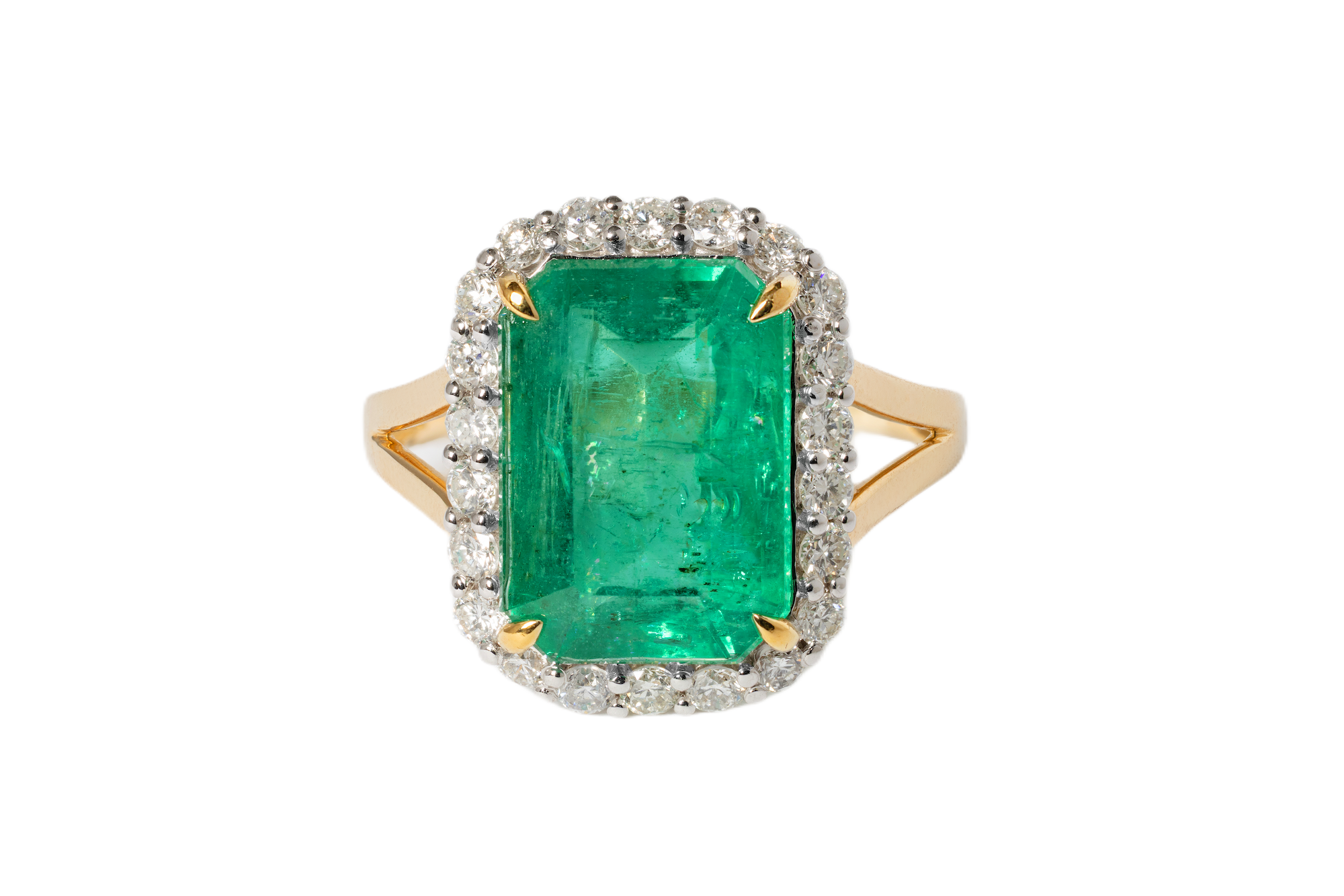 4.75ct EMERALD 18 KARAT SOLITAIRE RING