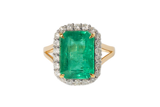 4.75ct EMERALD 18 KARAT SOLITAIRE RING