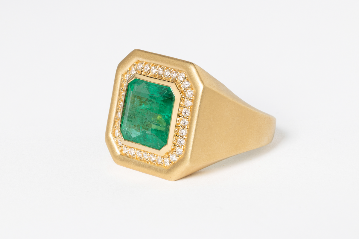 3.63 EMERALD AND DIAMOND SIGNET RING