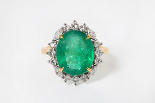 5.75 CT EMERALD COCKTAIL RING
